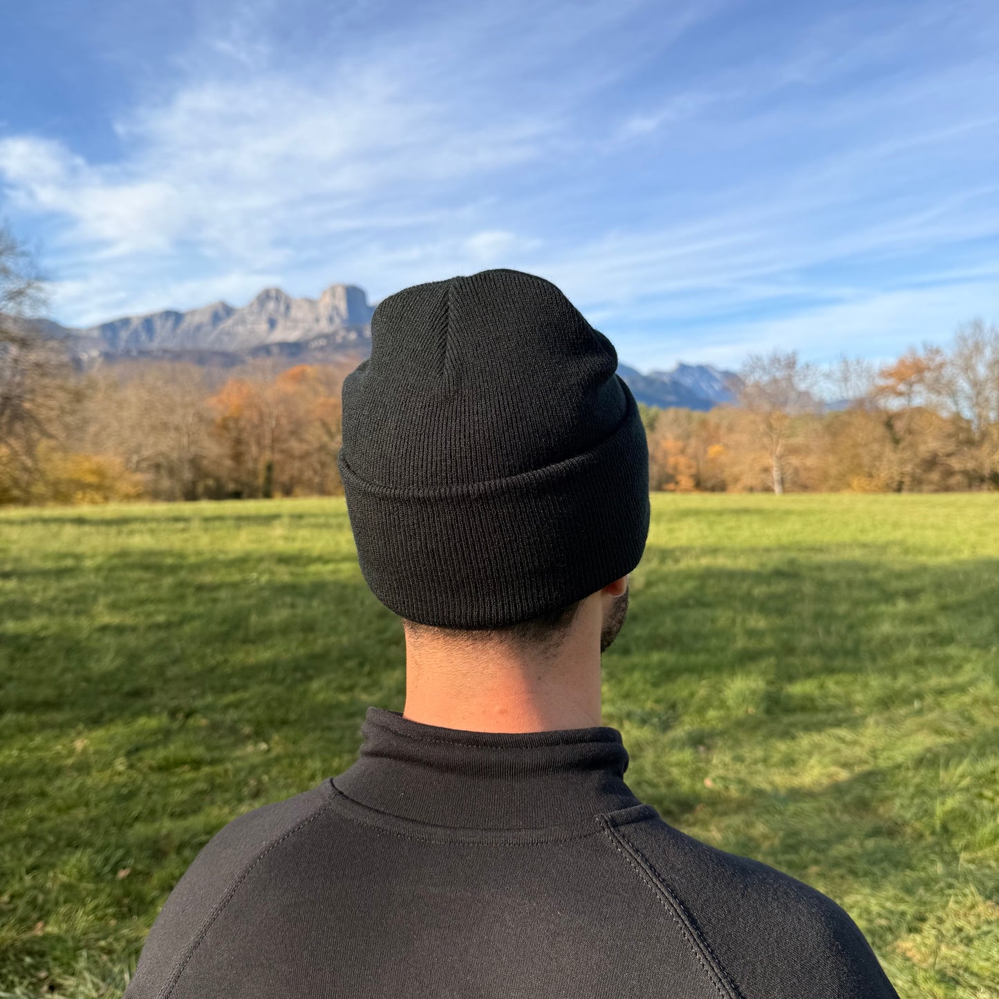 Bonnet Noir et Blanc