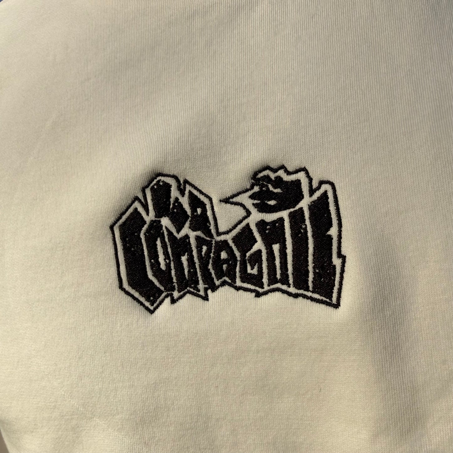 Pull Blanc Brodé "BANGER"