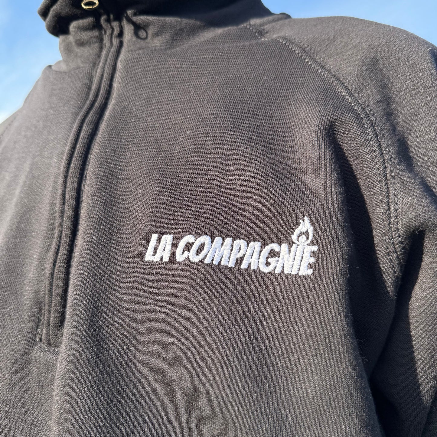 Pull Montagne Zippé
