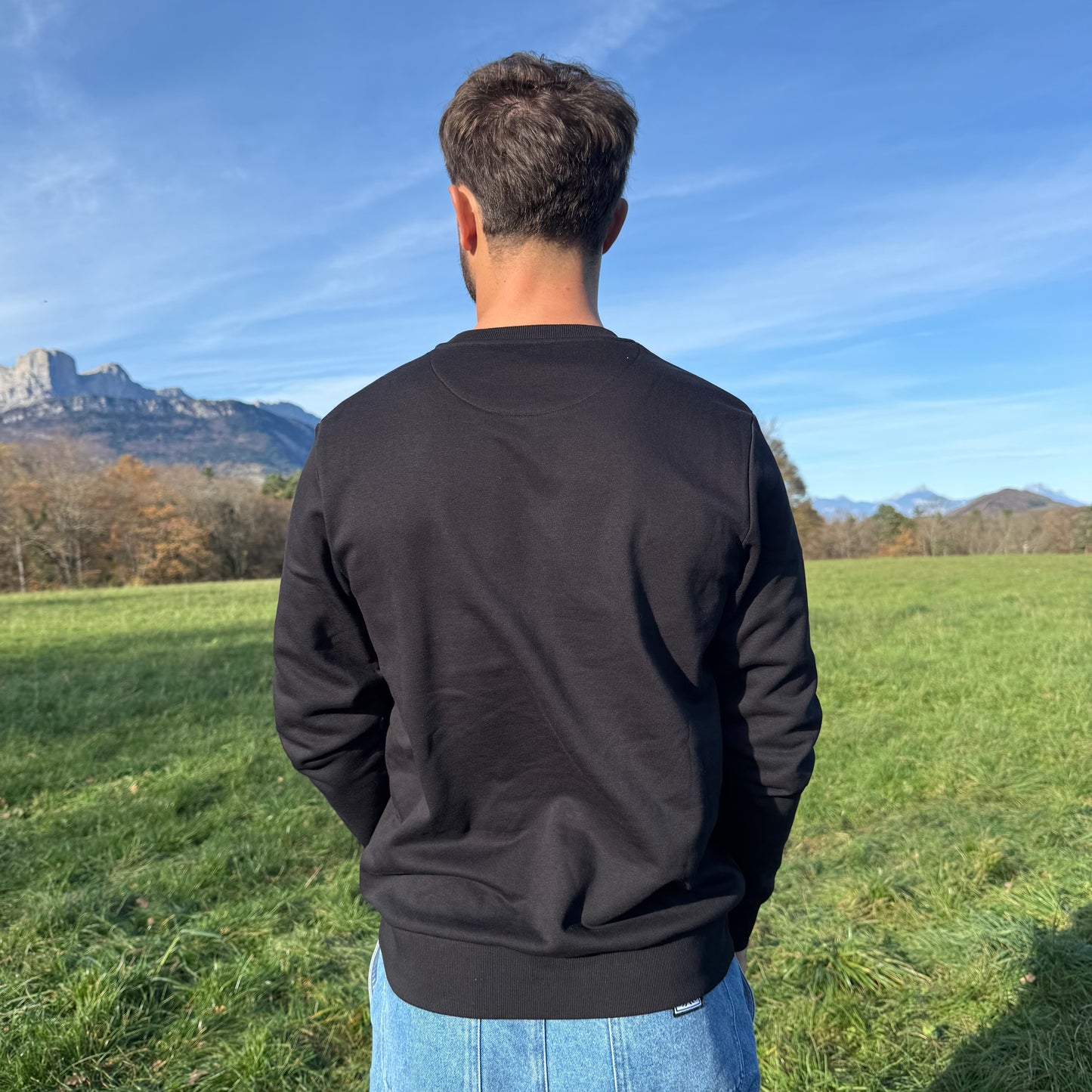 Pull Noir Brodé "BANGER"