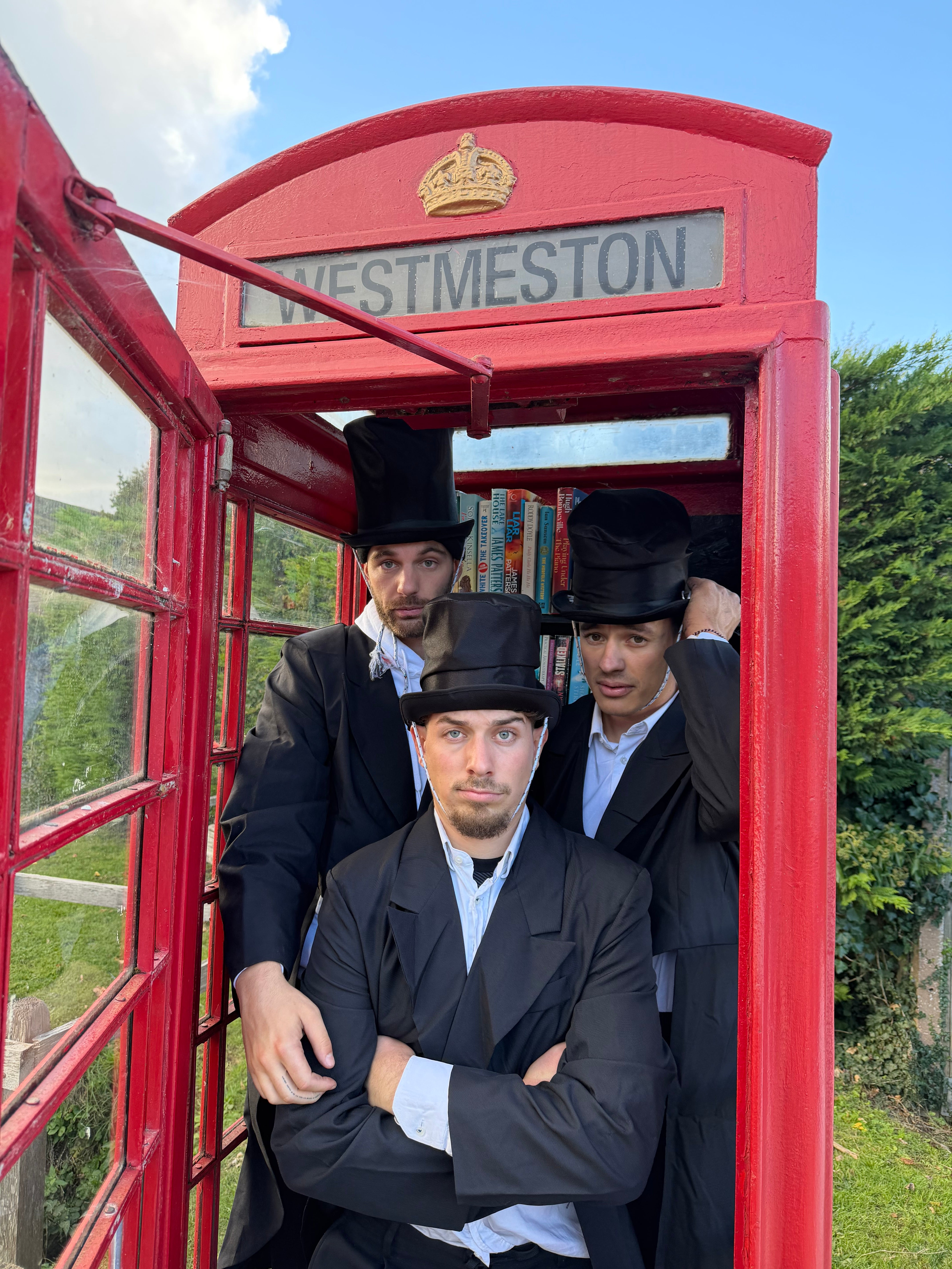 Passer un appel dans une cabine téléphonique anglaise